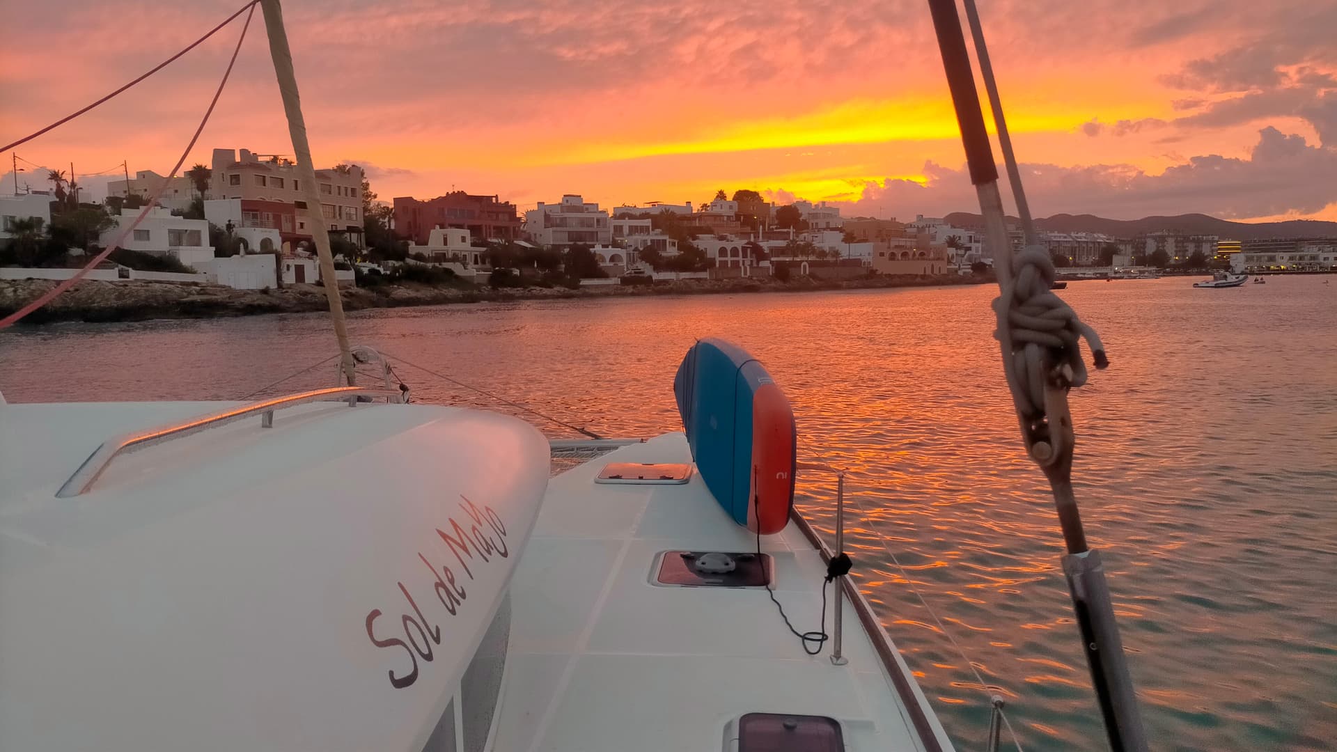 Atardecer en el mar